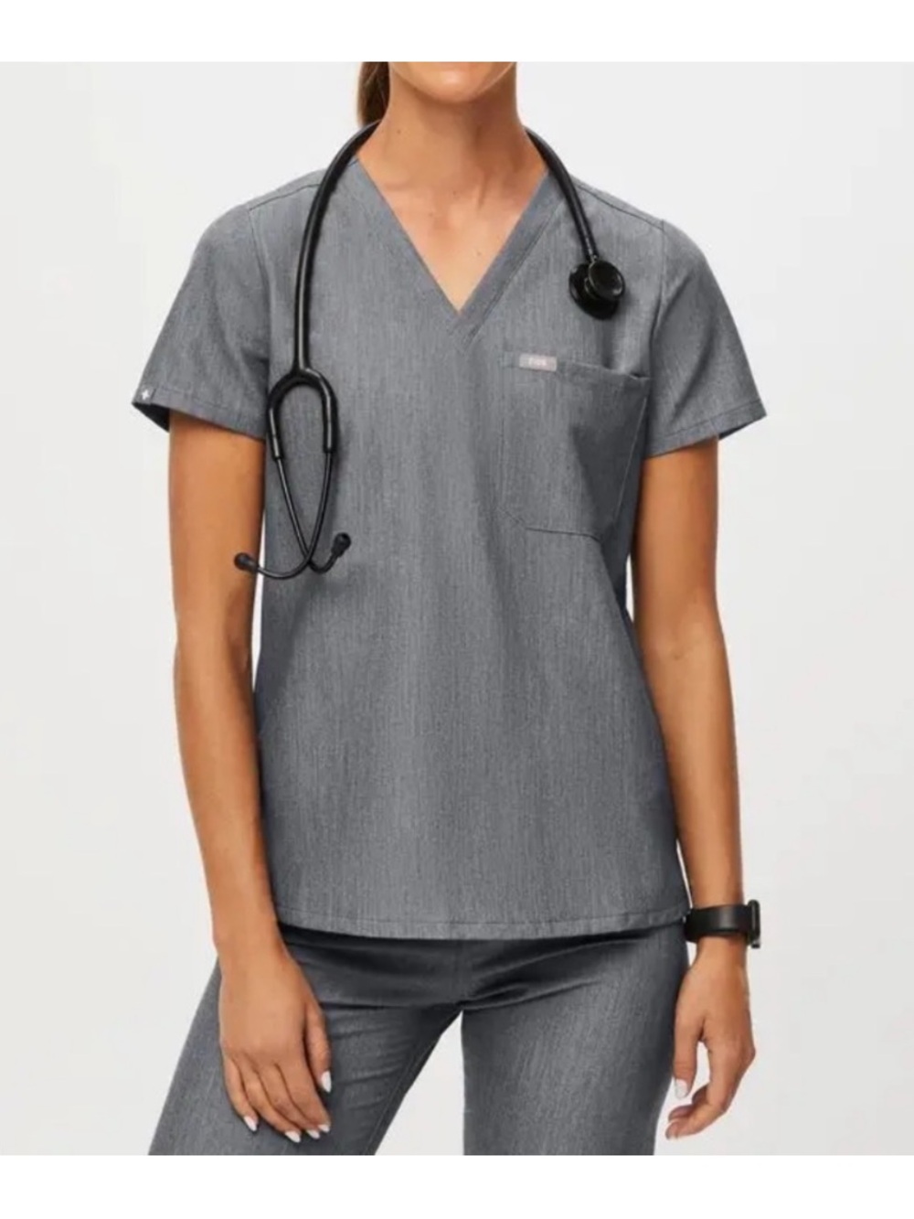 Figs Catarina One-Pocket Scrub Top Granite Gray V Neck Short Sleeve Large